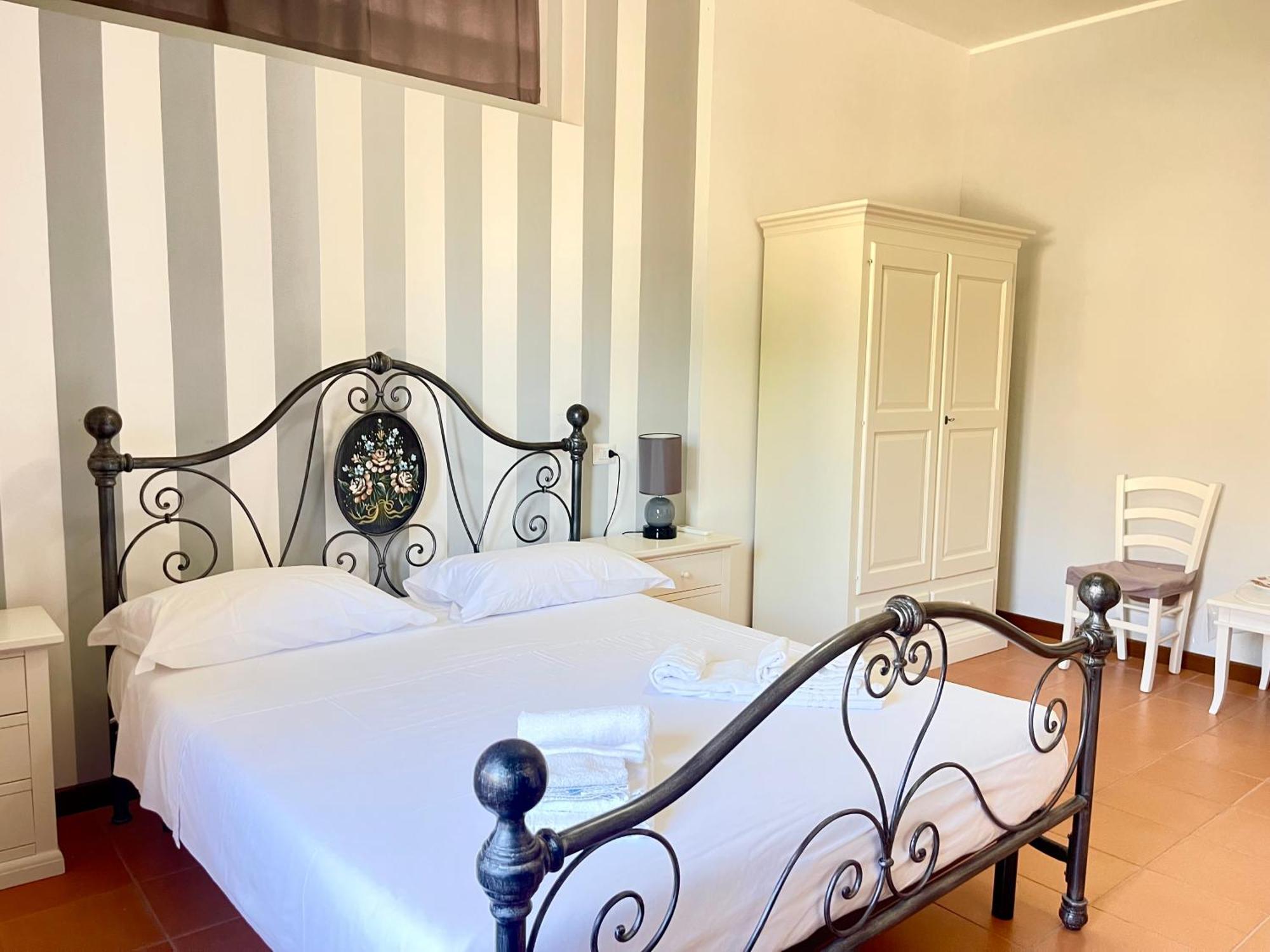 Villa Casale Rotoloni à Protte Extérieur photo